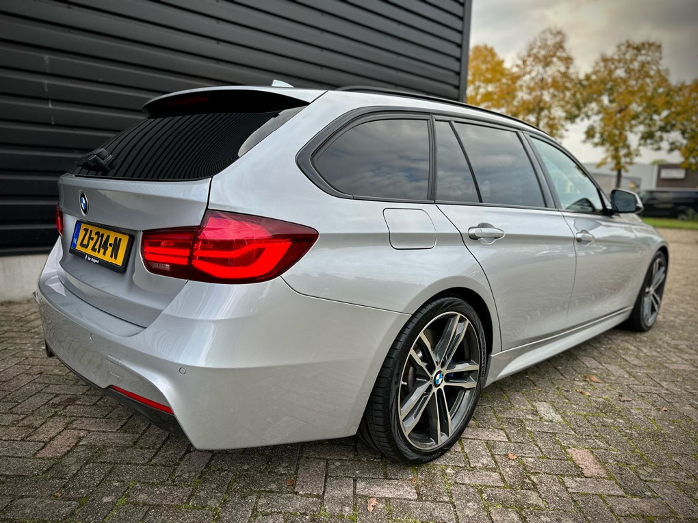 Foto van BMW 320i