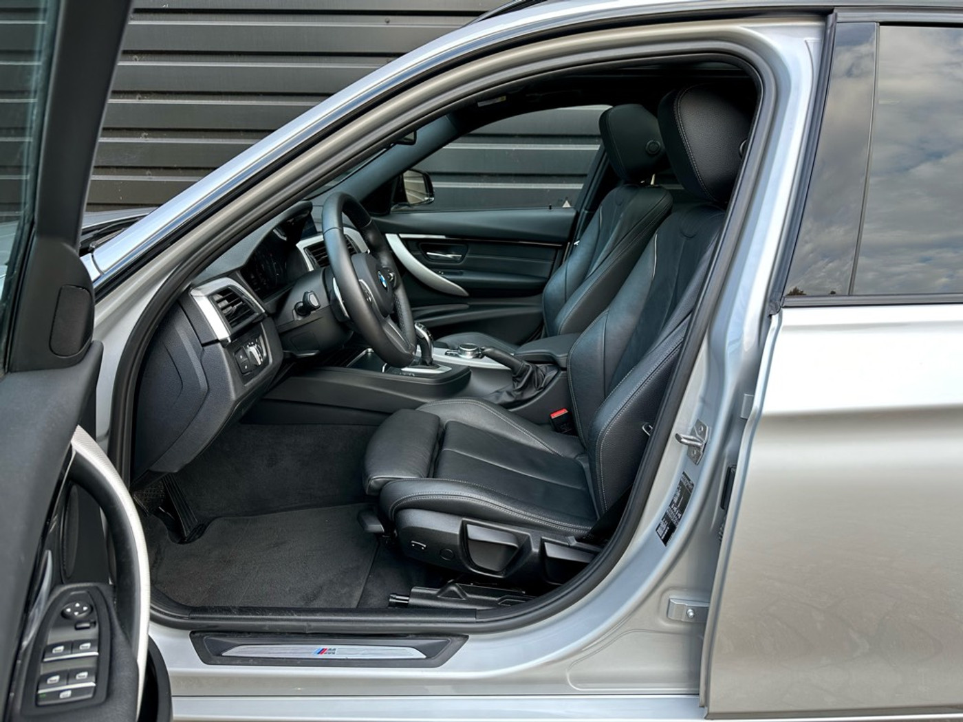 Foto van BMW 320i