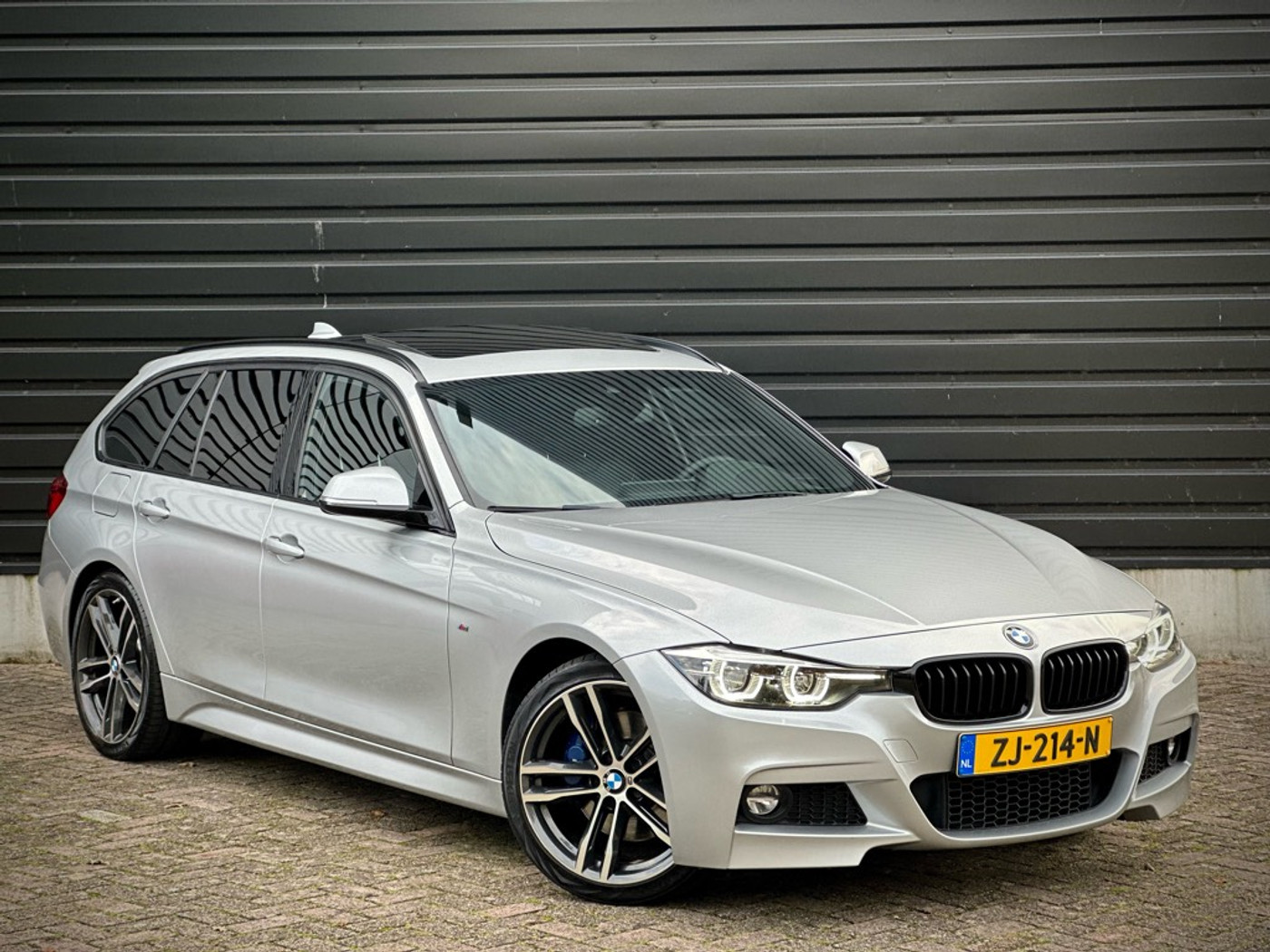 Foto van BMW 320i