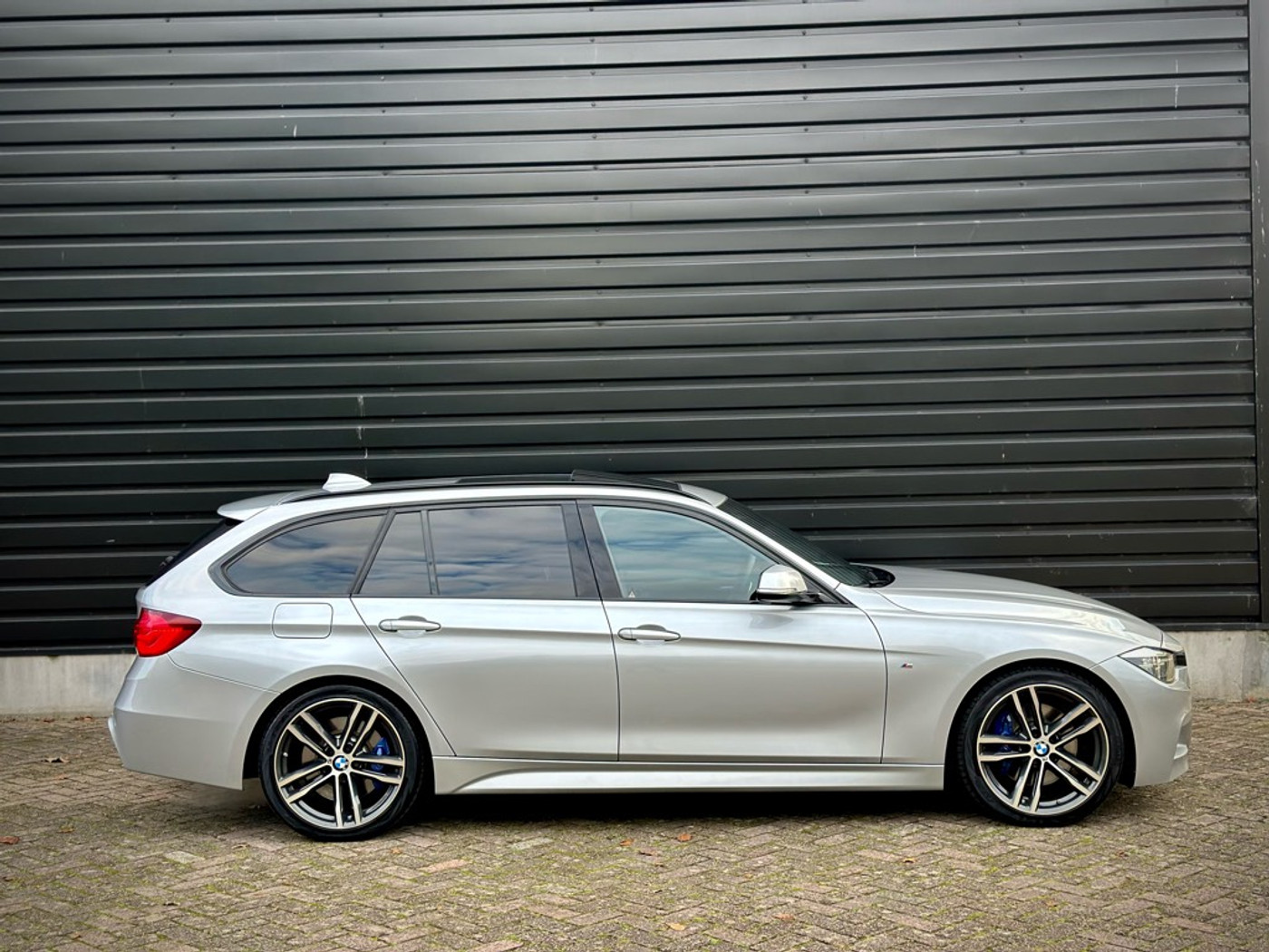 Foto van BMW 320i