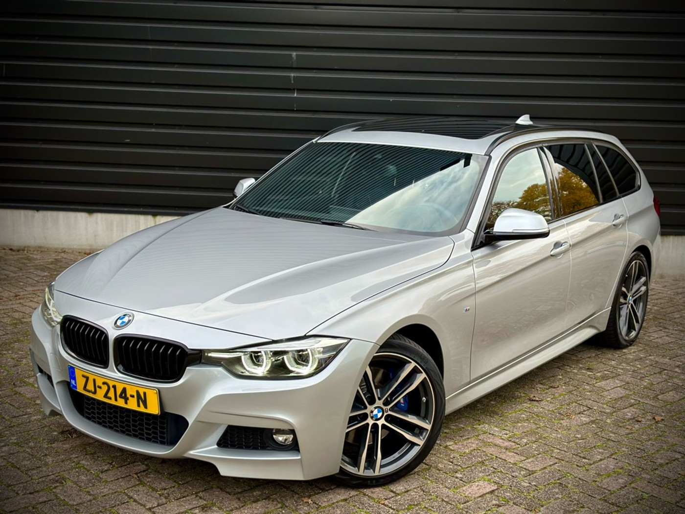 Foto van BMW 320i