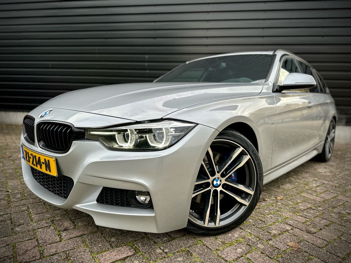 Foto van BMW 320i