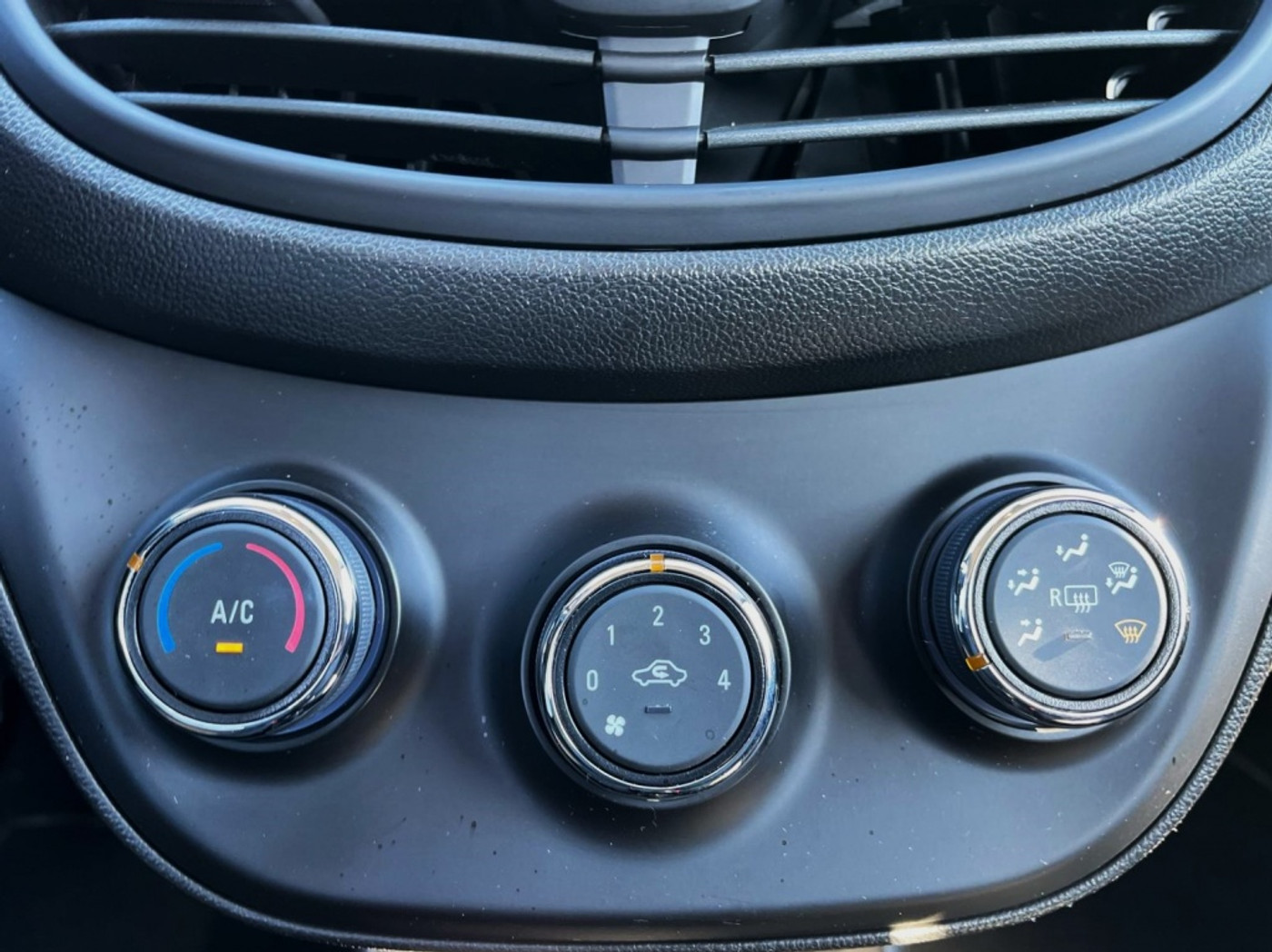 Foto van Opel Karl / Viva