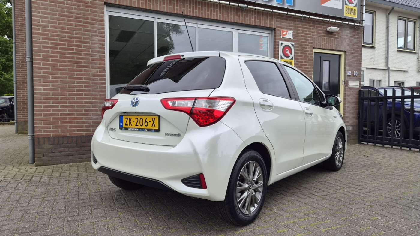 Foto van Toyota Toyota Yaris Hybrid