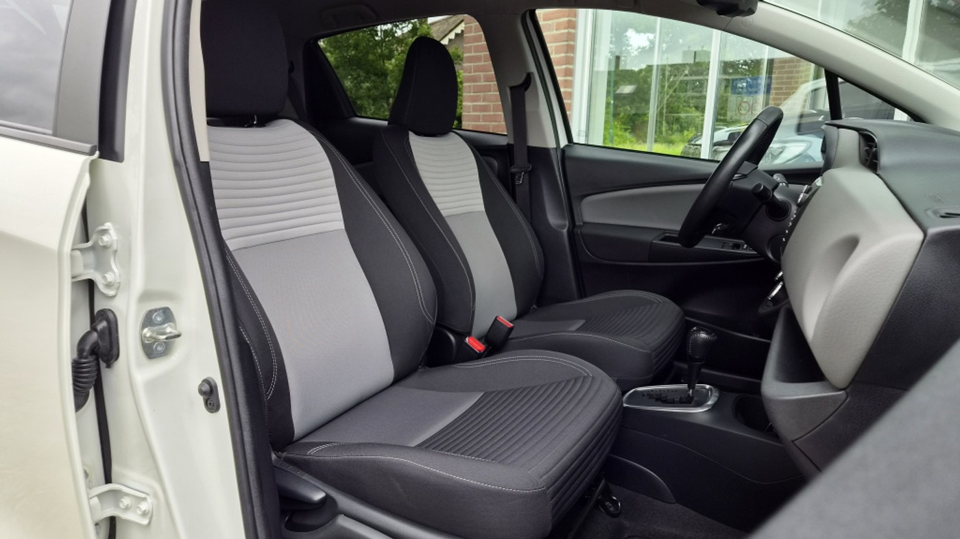 Foto van Toyota Toyota Yaris Hybrid