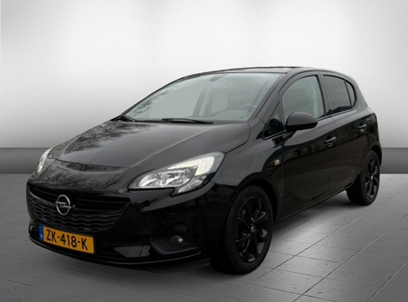 Opel Corsa 1.4 Innovation 2018 - voorkant