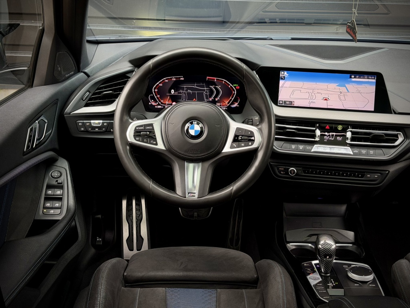 Foto van BMW 118i