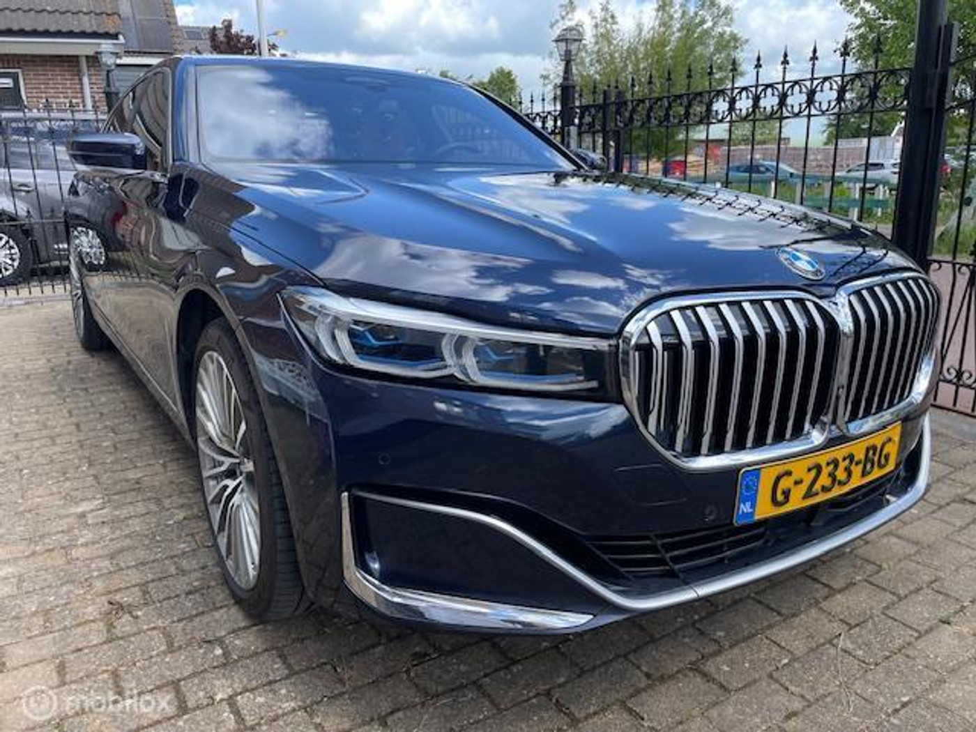 BMW 7-serie 745e 2019 - voorkant
