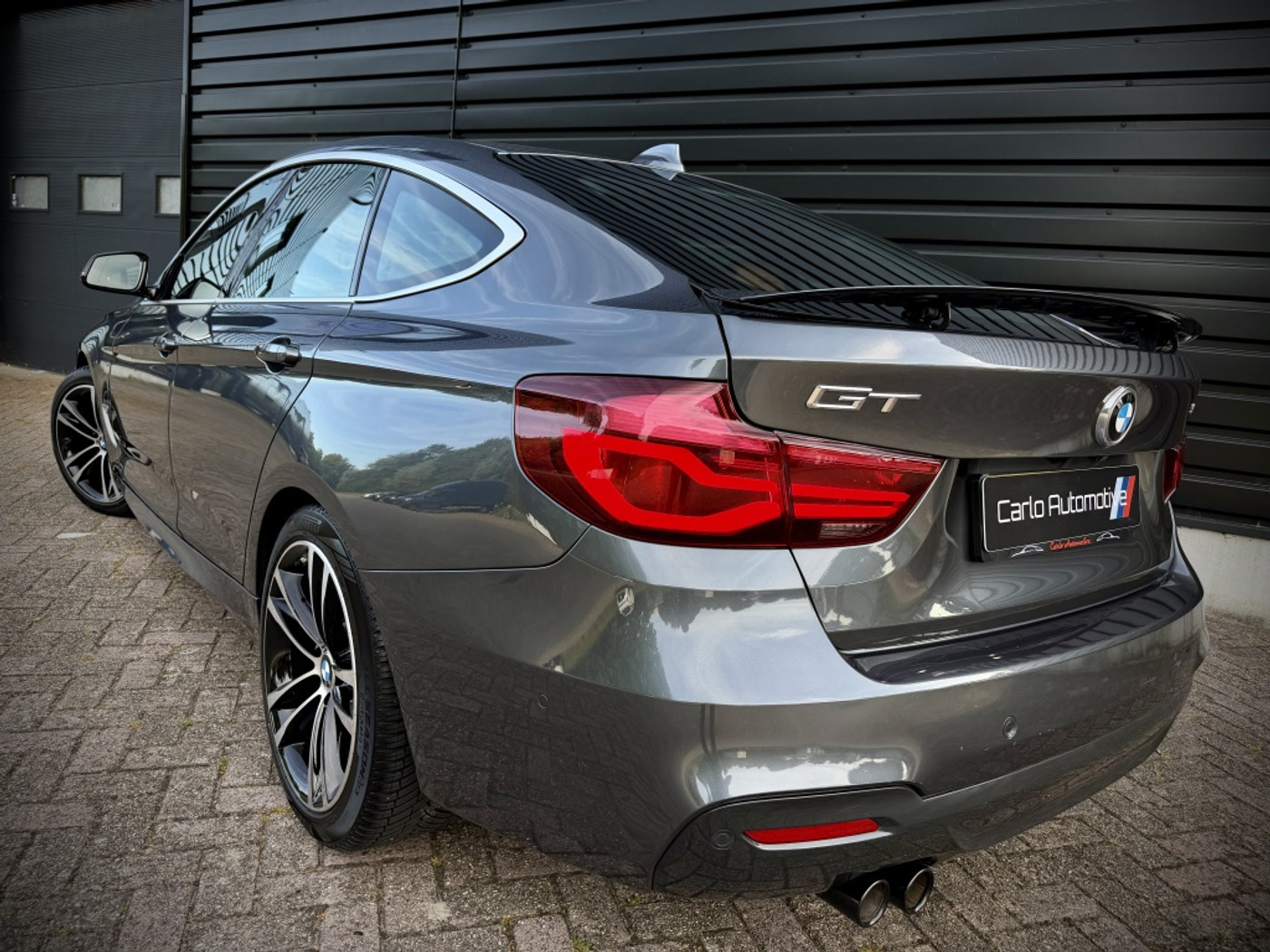 Foto van BMW 320i
