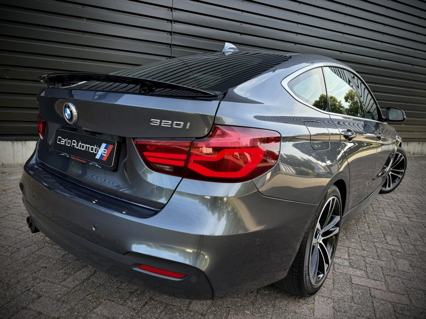 Foto van BMW 320i