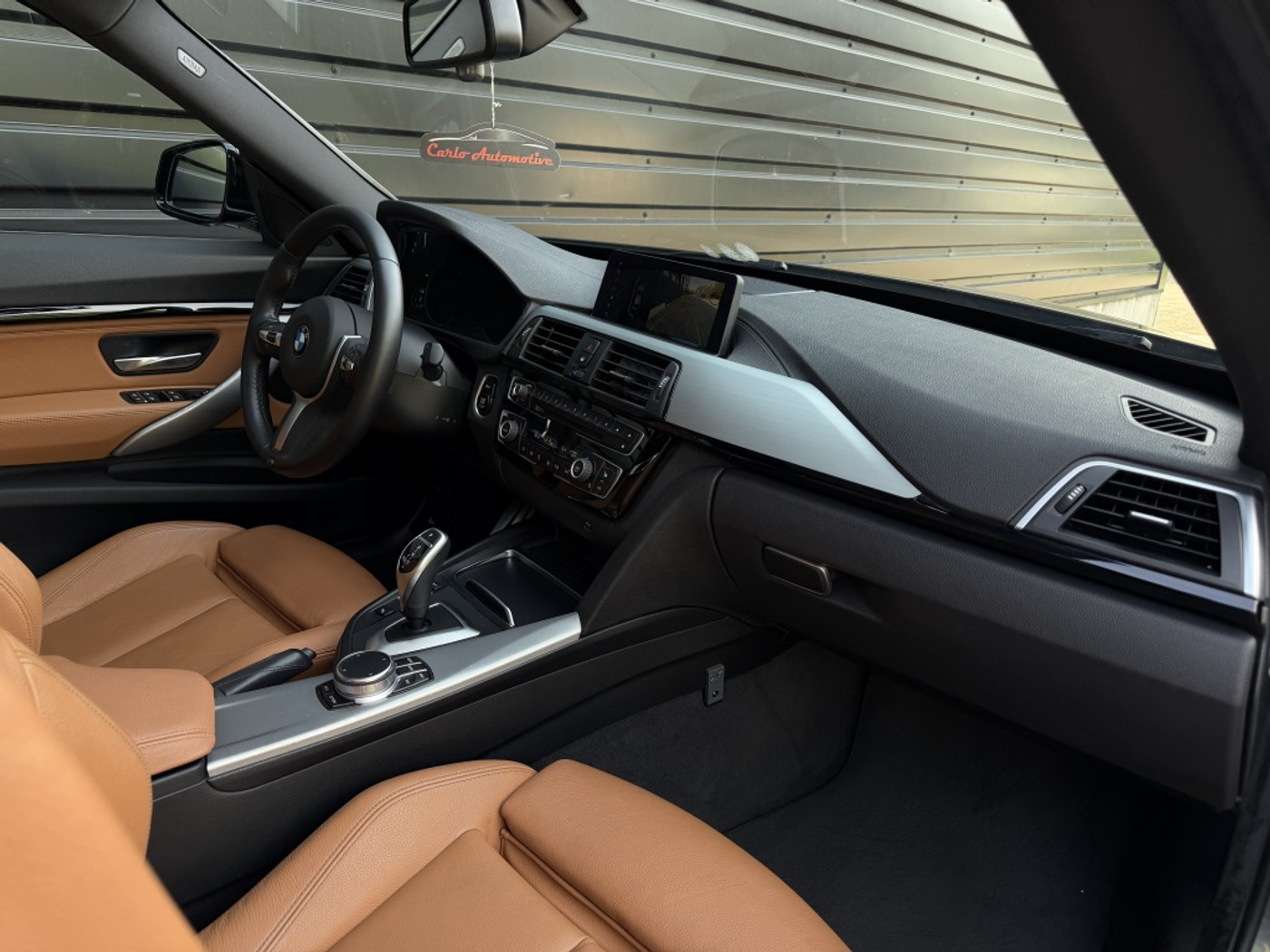 Foto van BMW 320i