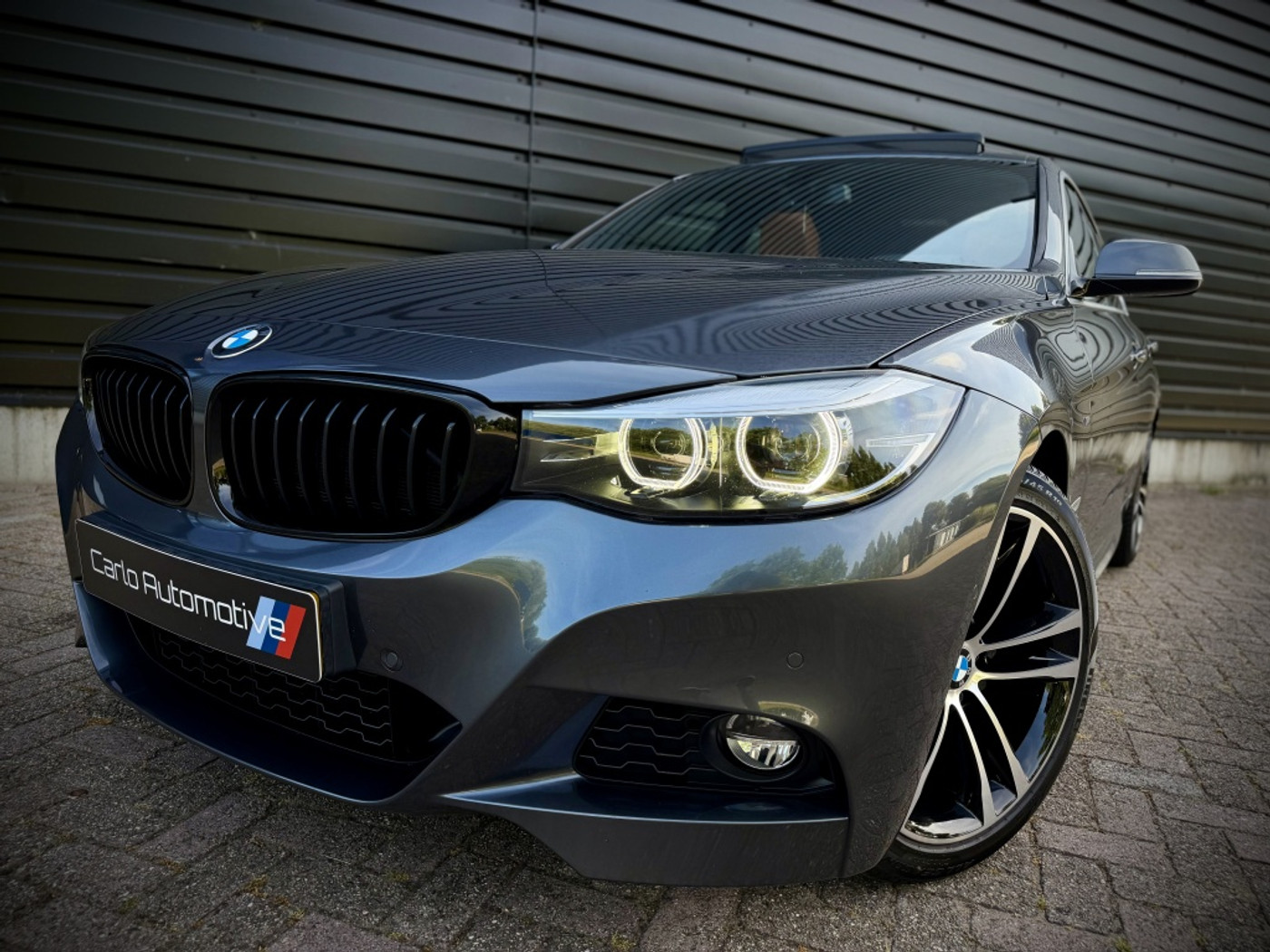 Foto van BMW 320i