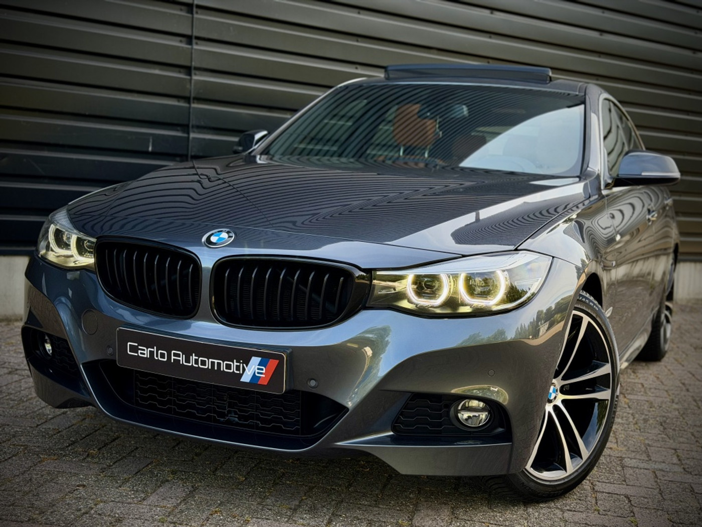 Foto van BMW 320i
