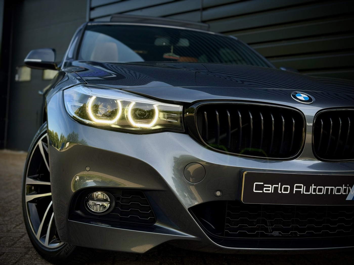 Foto van BMW 320i