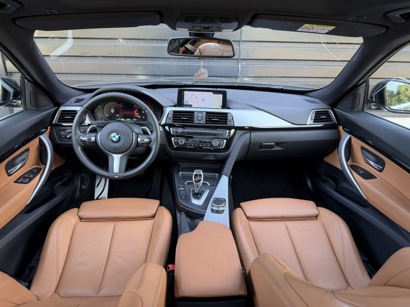 Foto van BMW 320i