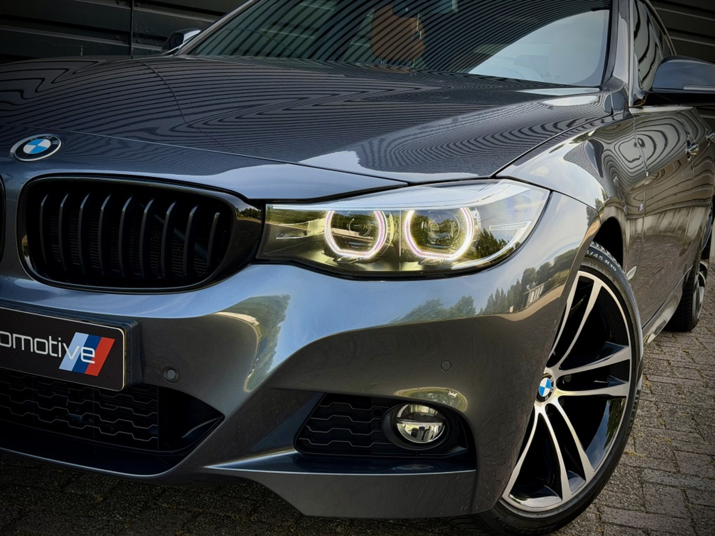 Foto van BMW 320i
