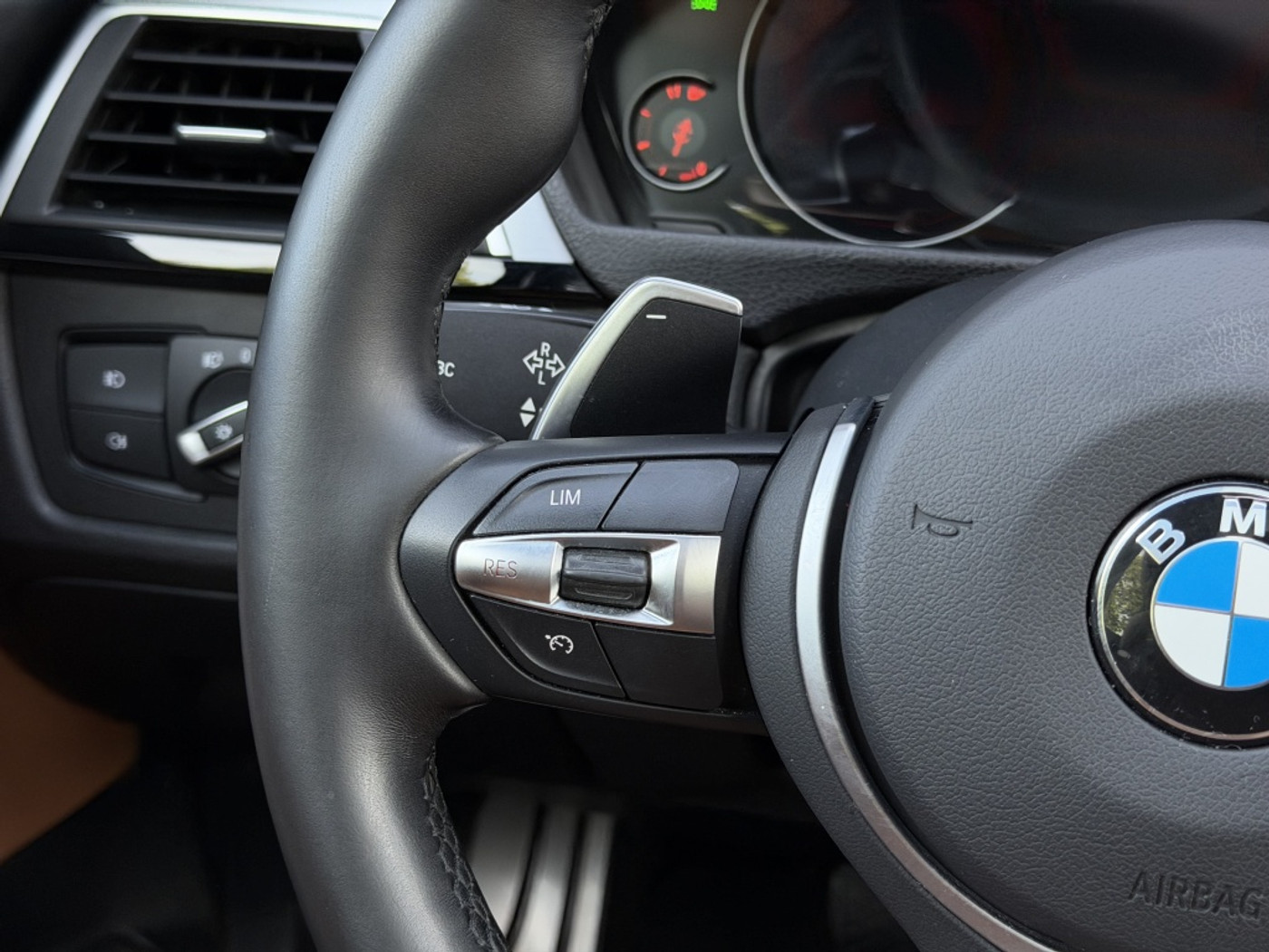 Foto van BMW 320i