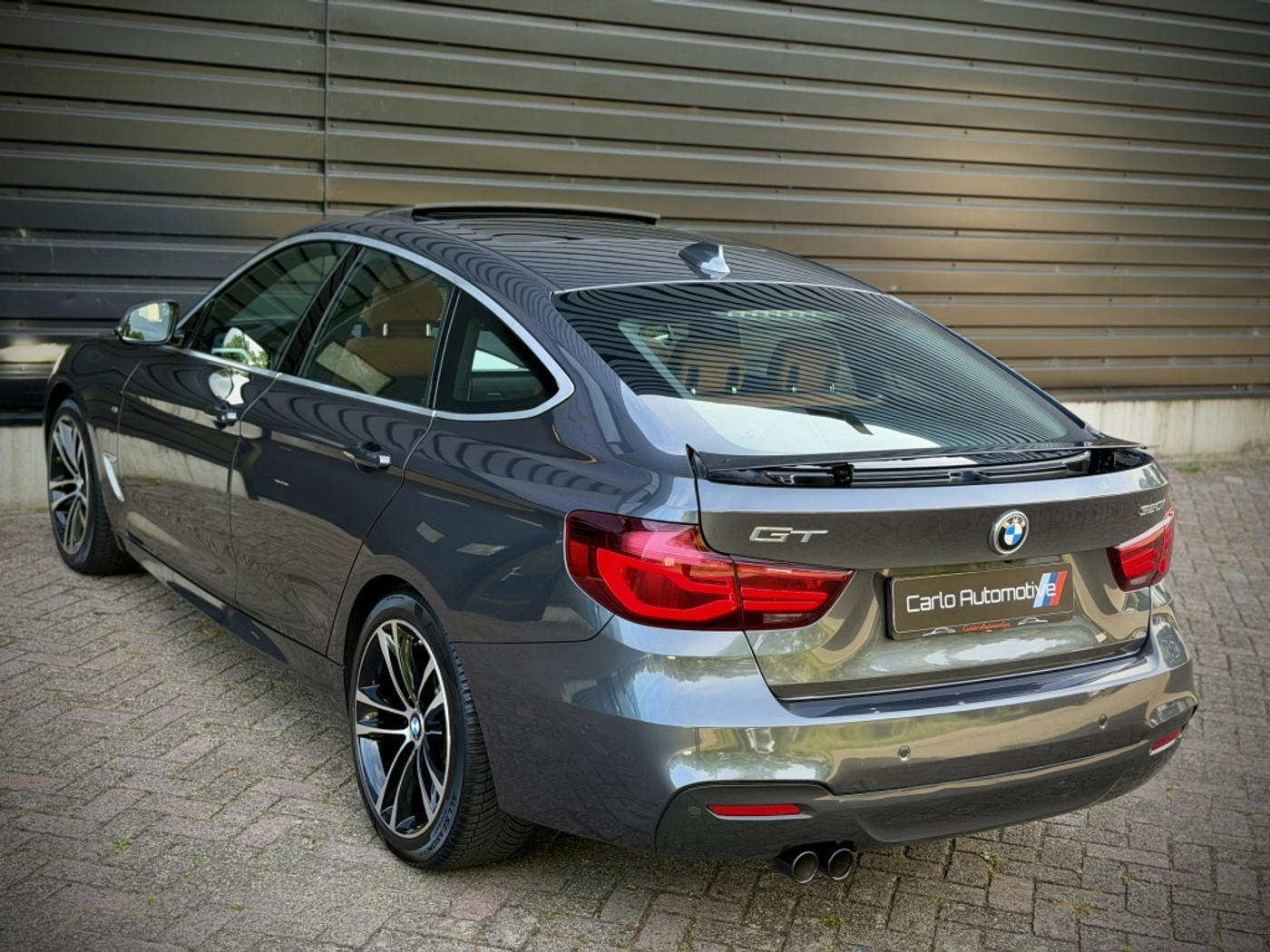 Foto van BMW 320i