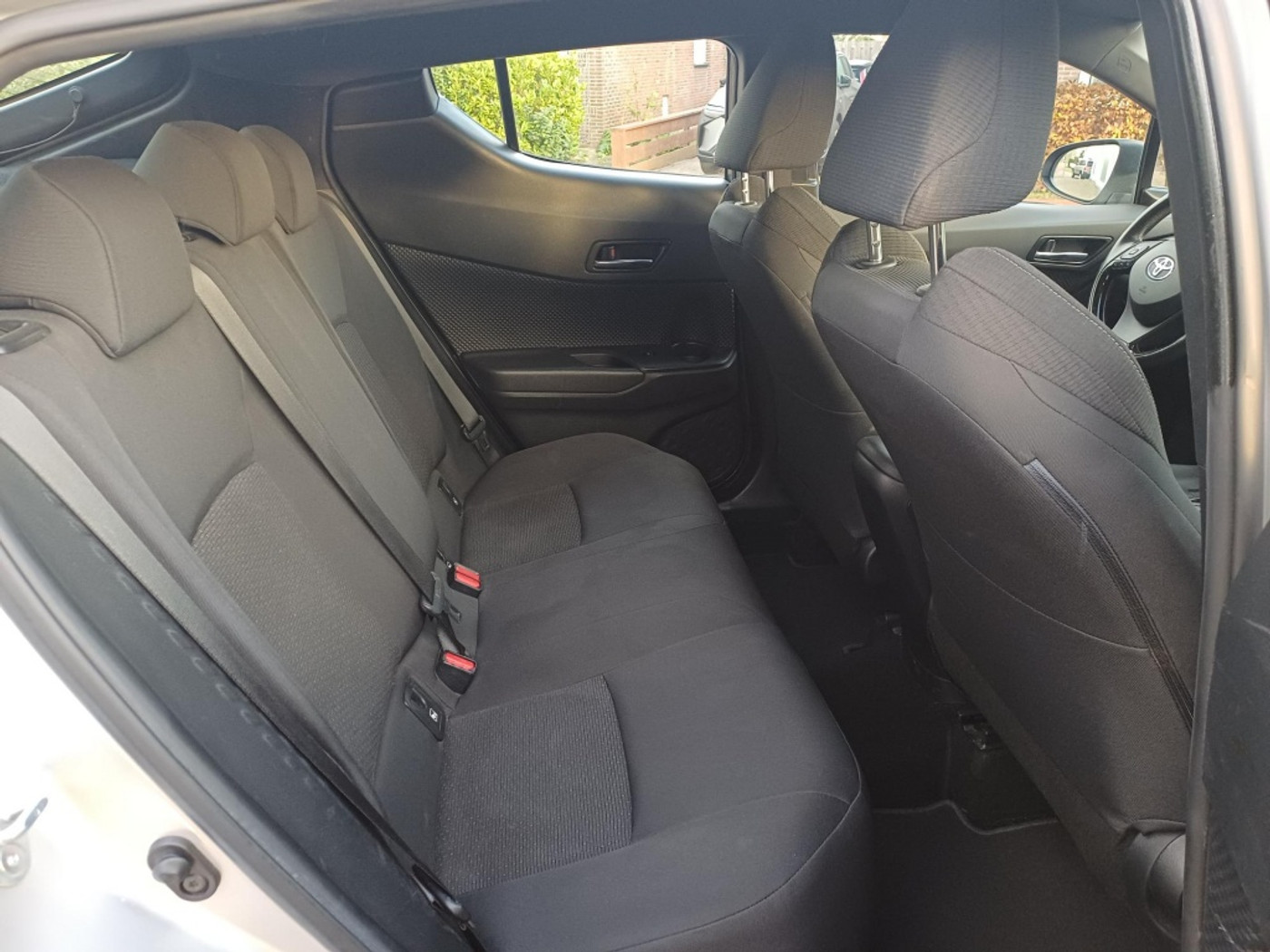 Foto van Toyota C-hr