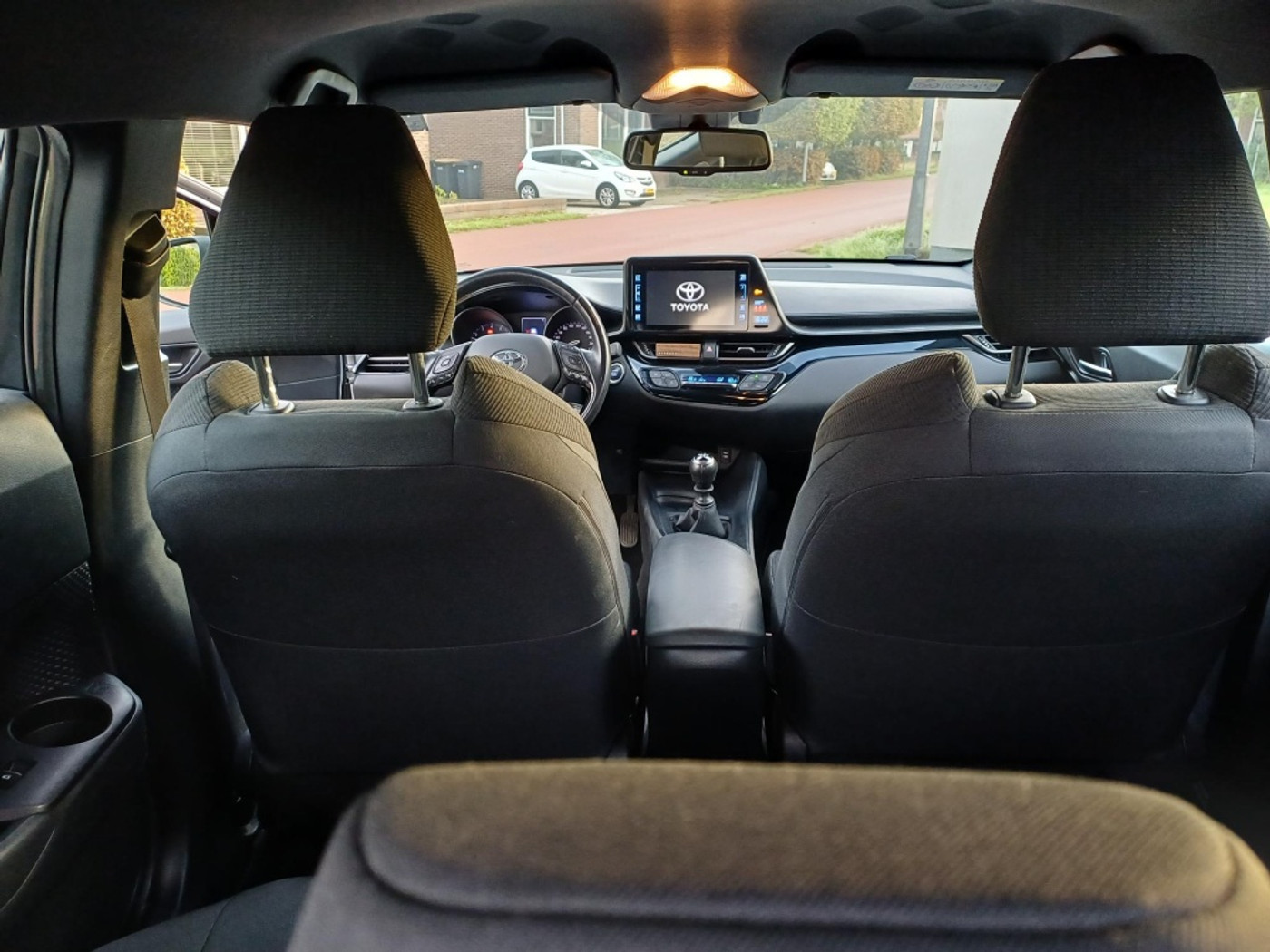 Foto van Toyota C-hr