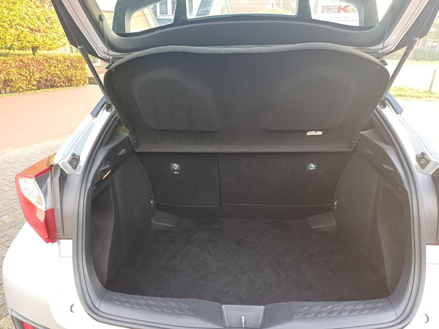 Foto van Toyota C-hr