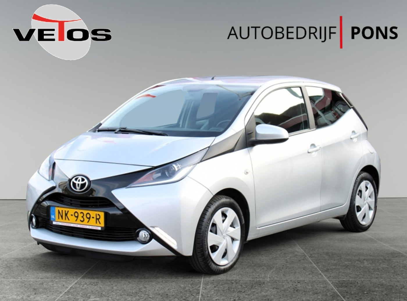 Toyota Aygo 1.0 VVT-i x-play 2017 - voorkant