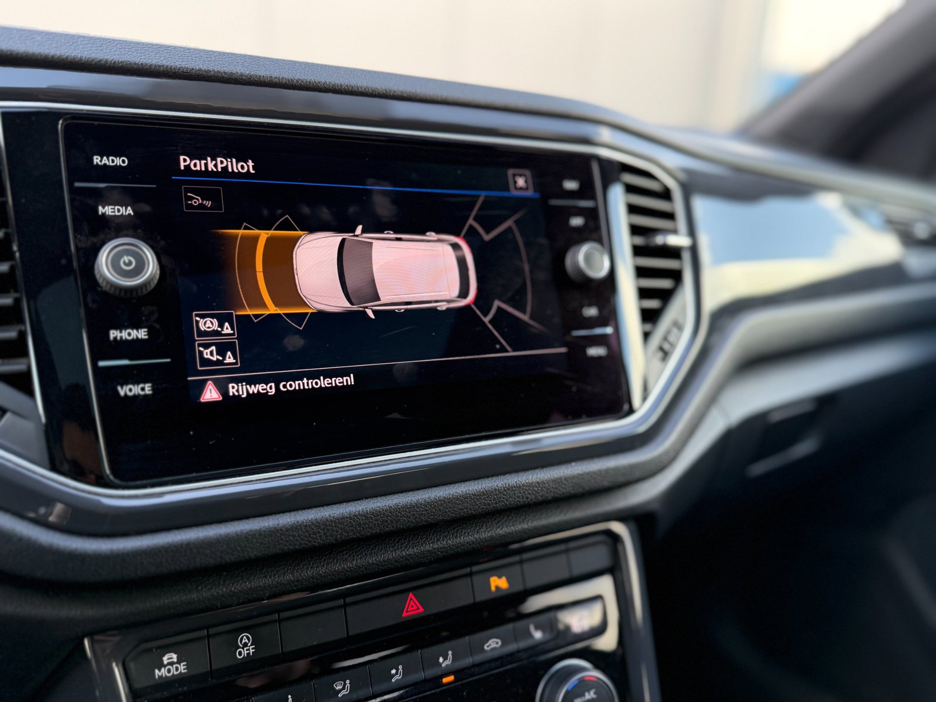 Foto van Volkswagen T-roc
