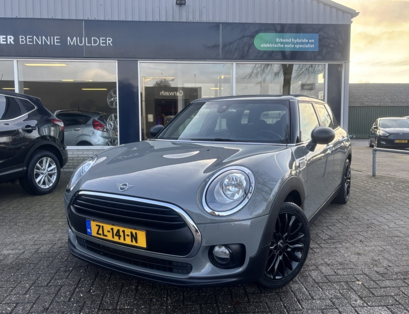 Mini Clubman One 1.5 One AUTOMAAT / NAVI / AIRCO/ECC 2019 - voorkant