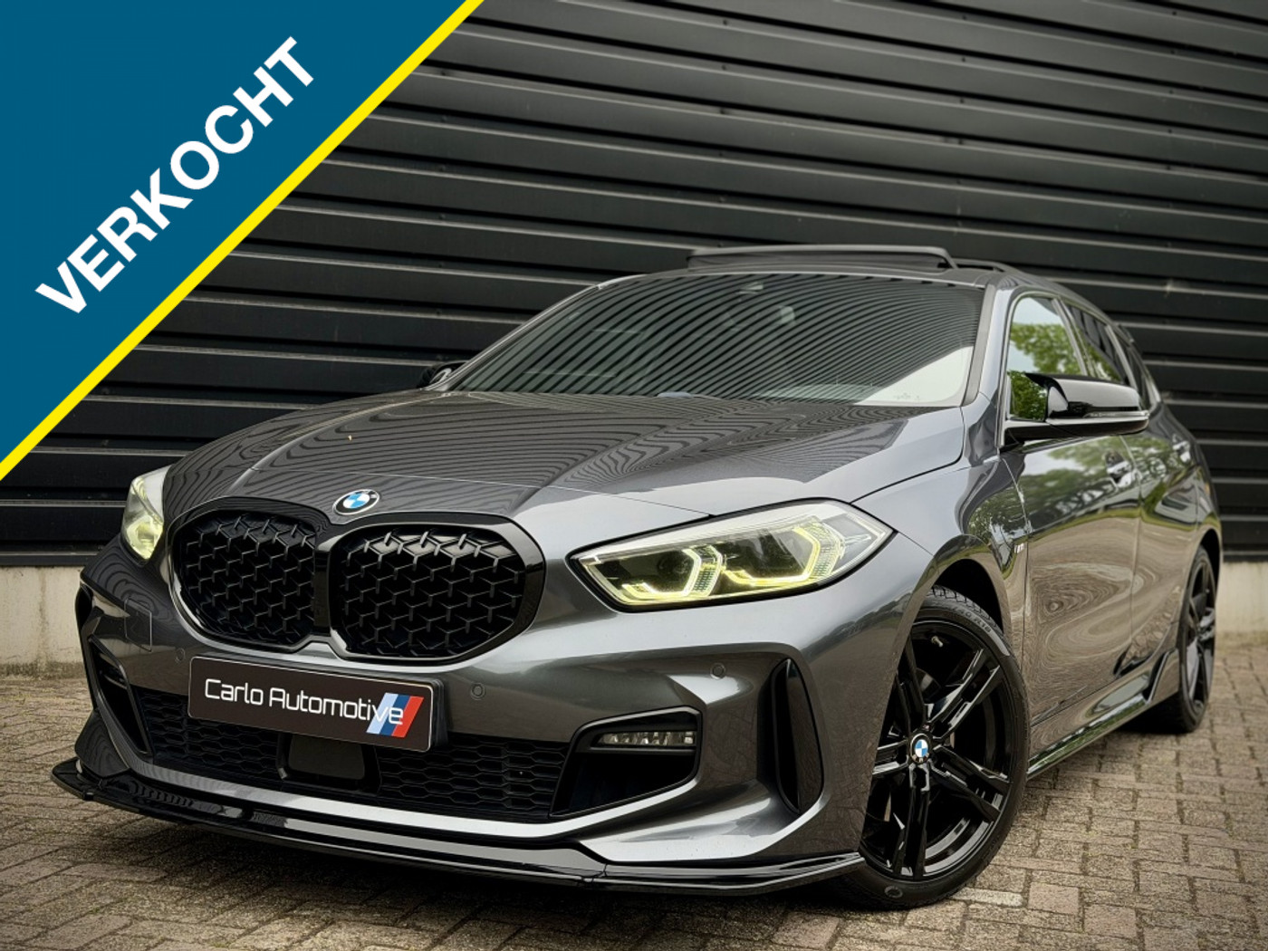 BMW 118i 118i M-PERF. M135 PANO|SCHAALSTOEL|HUD|CAMERA 2019 - voorkant