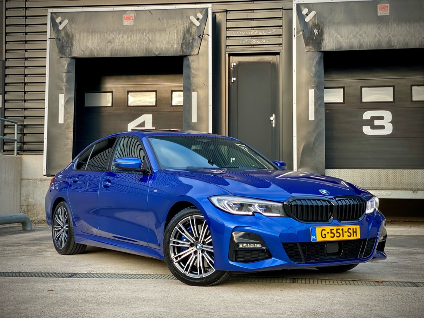 Foto van BMW 330i