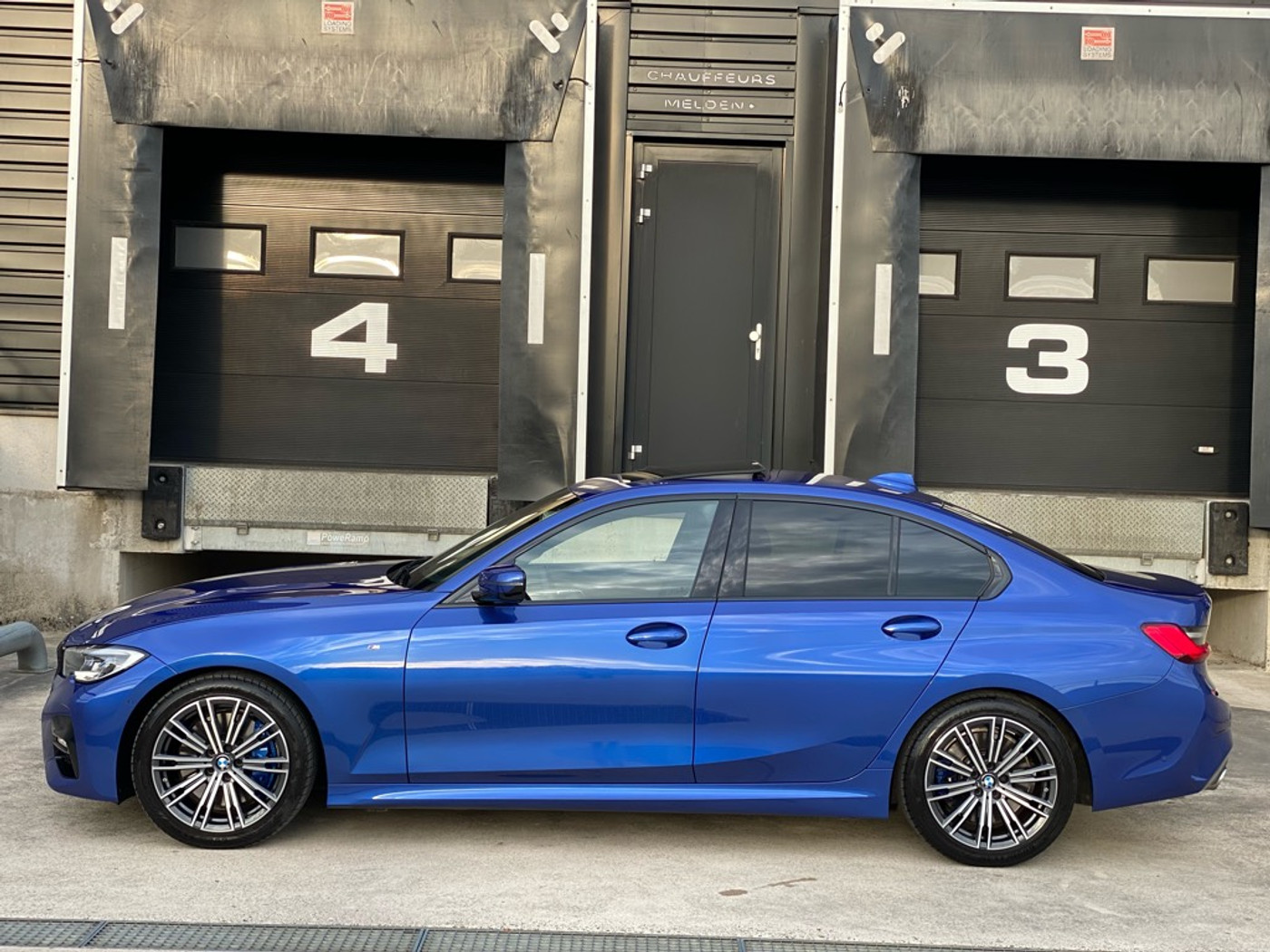 Foto van BMW 330i