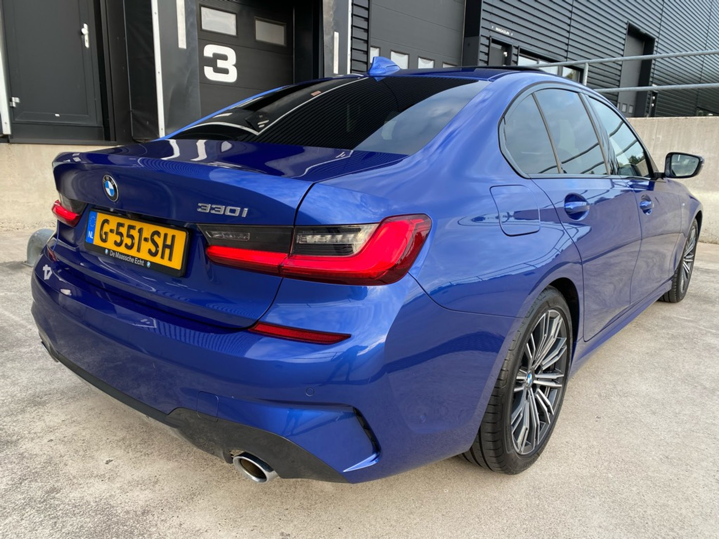 Foto van BMW 330i