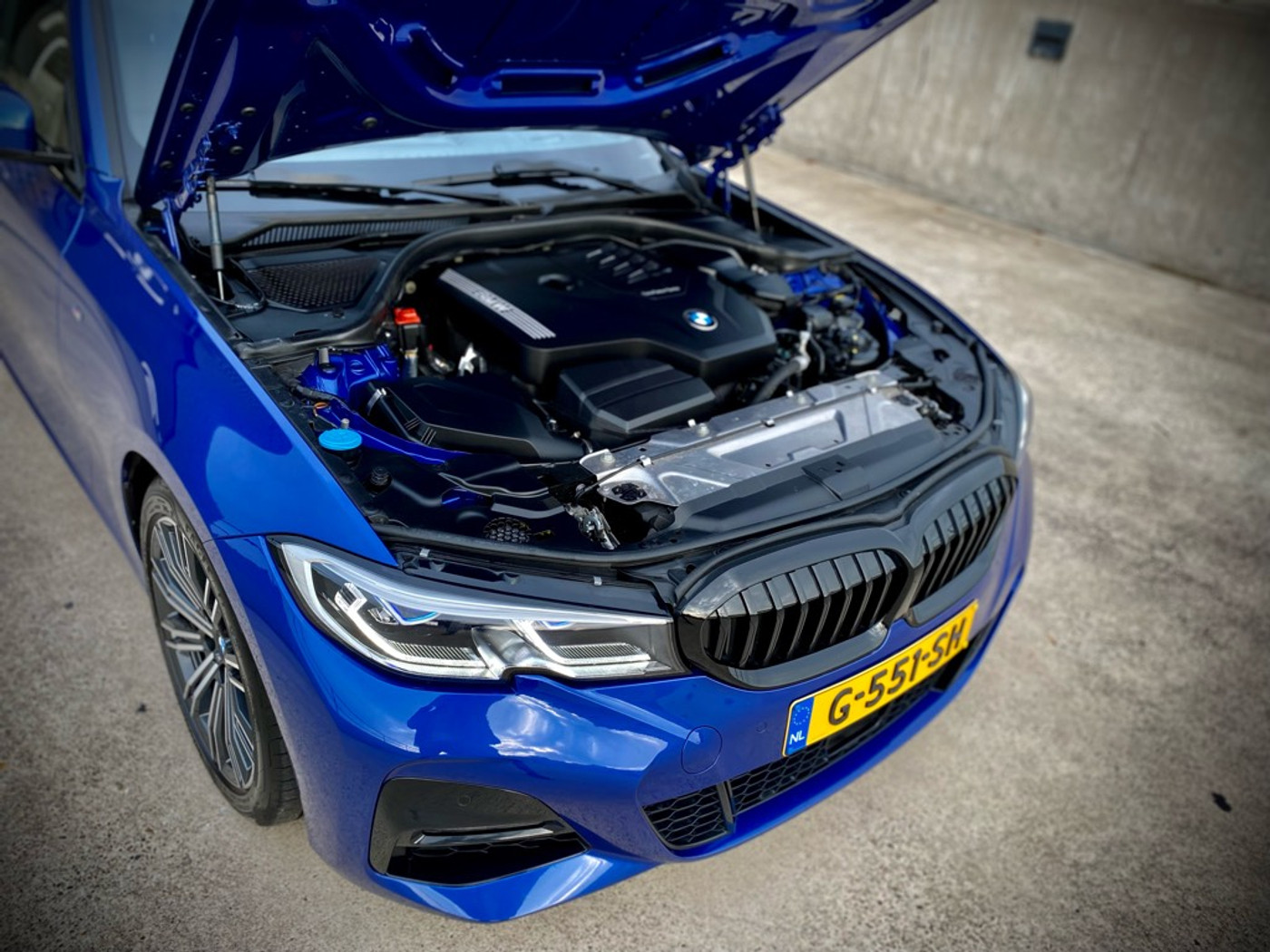 Foto van BMW 330i