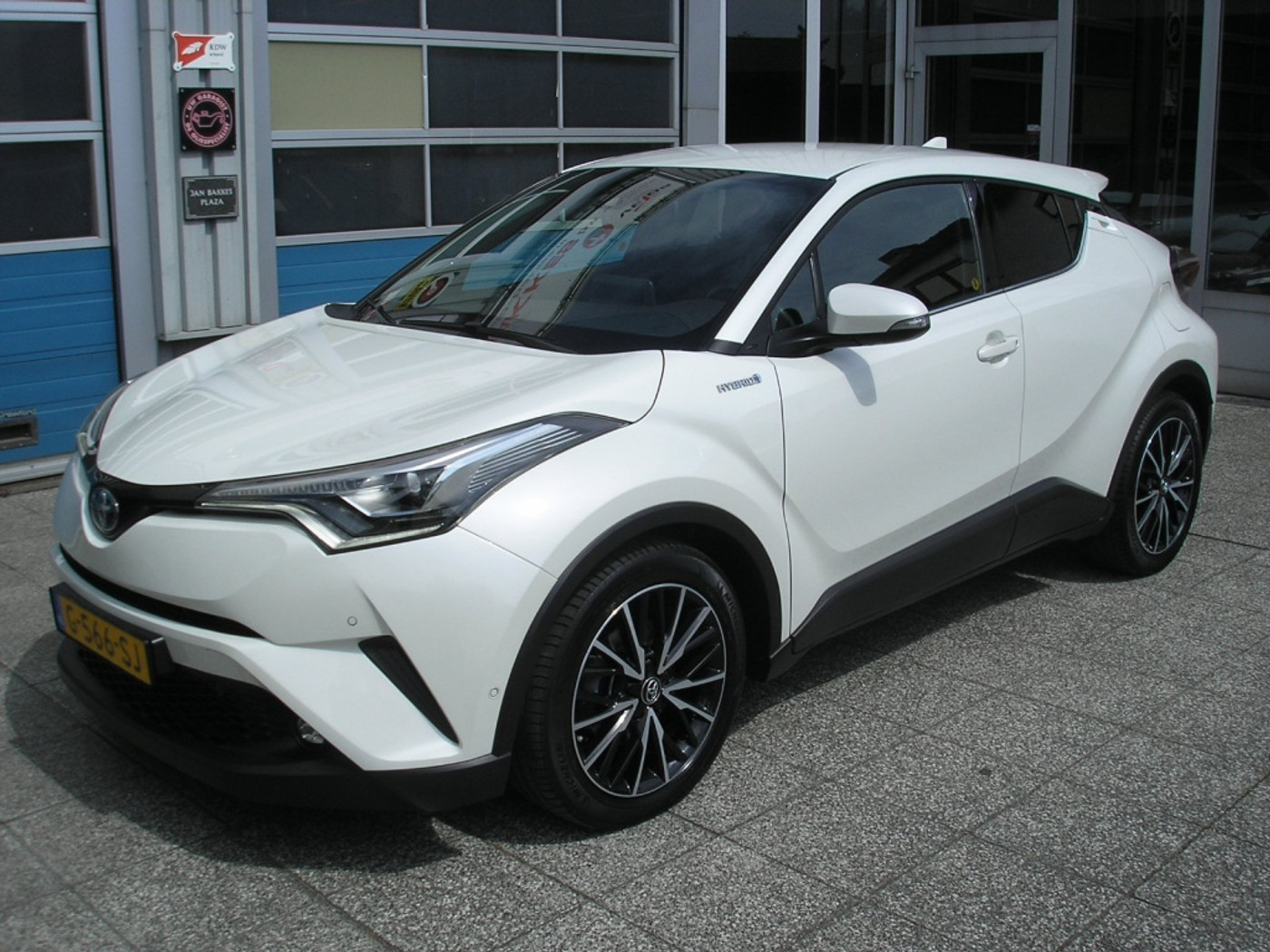 Foto van Toyota Toyota C-hr