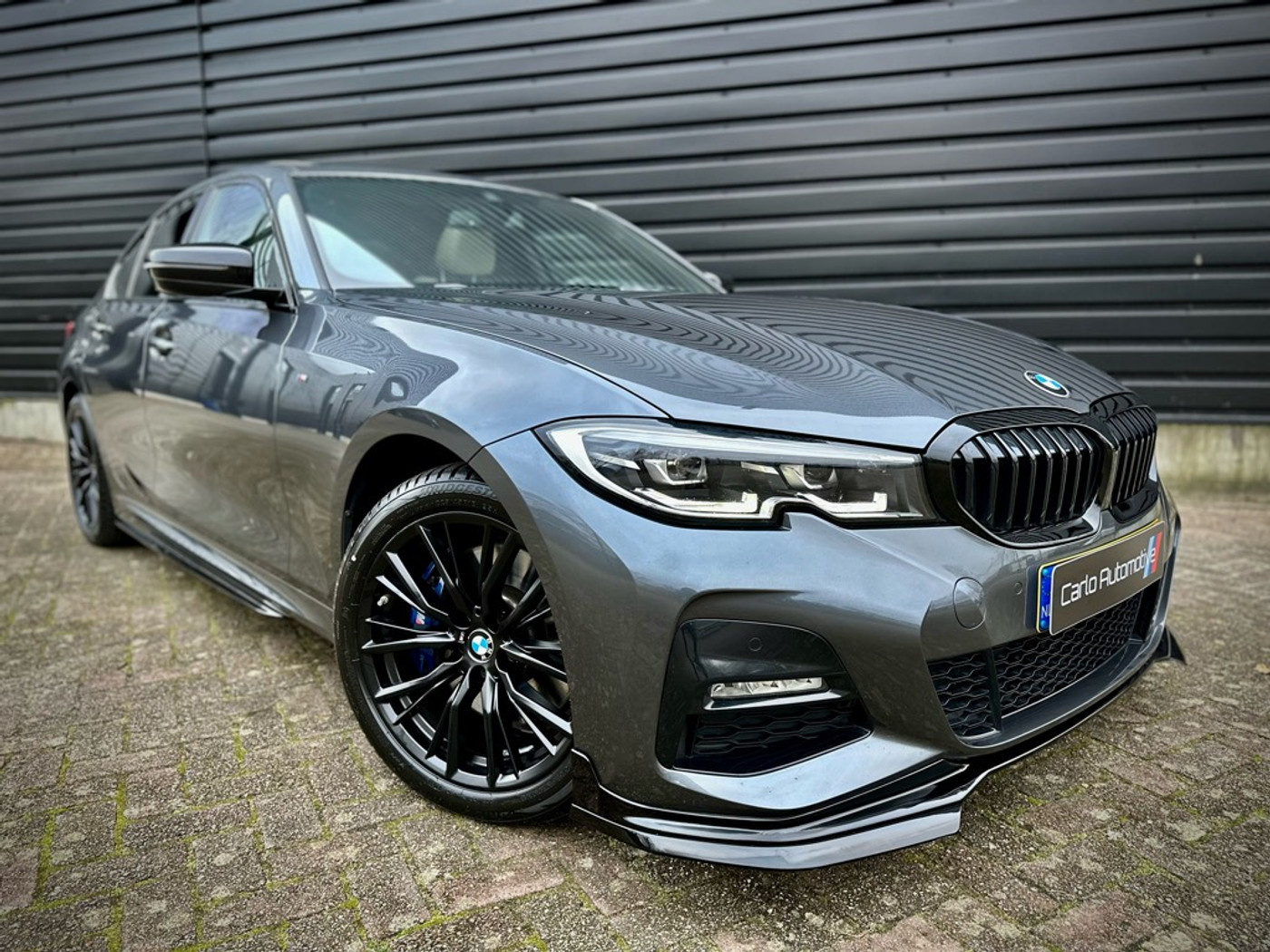 Foto van BMW 330e