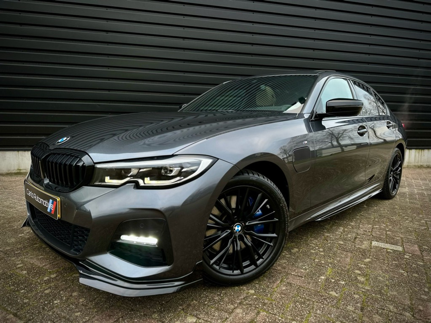 Foto van BMW 330e
