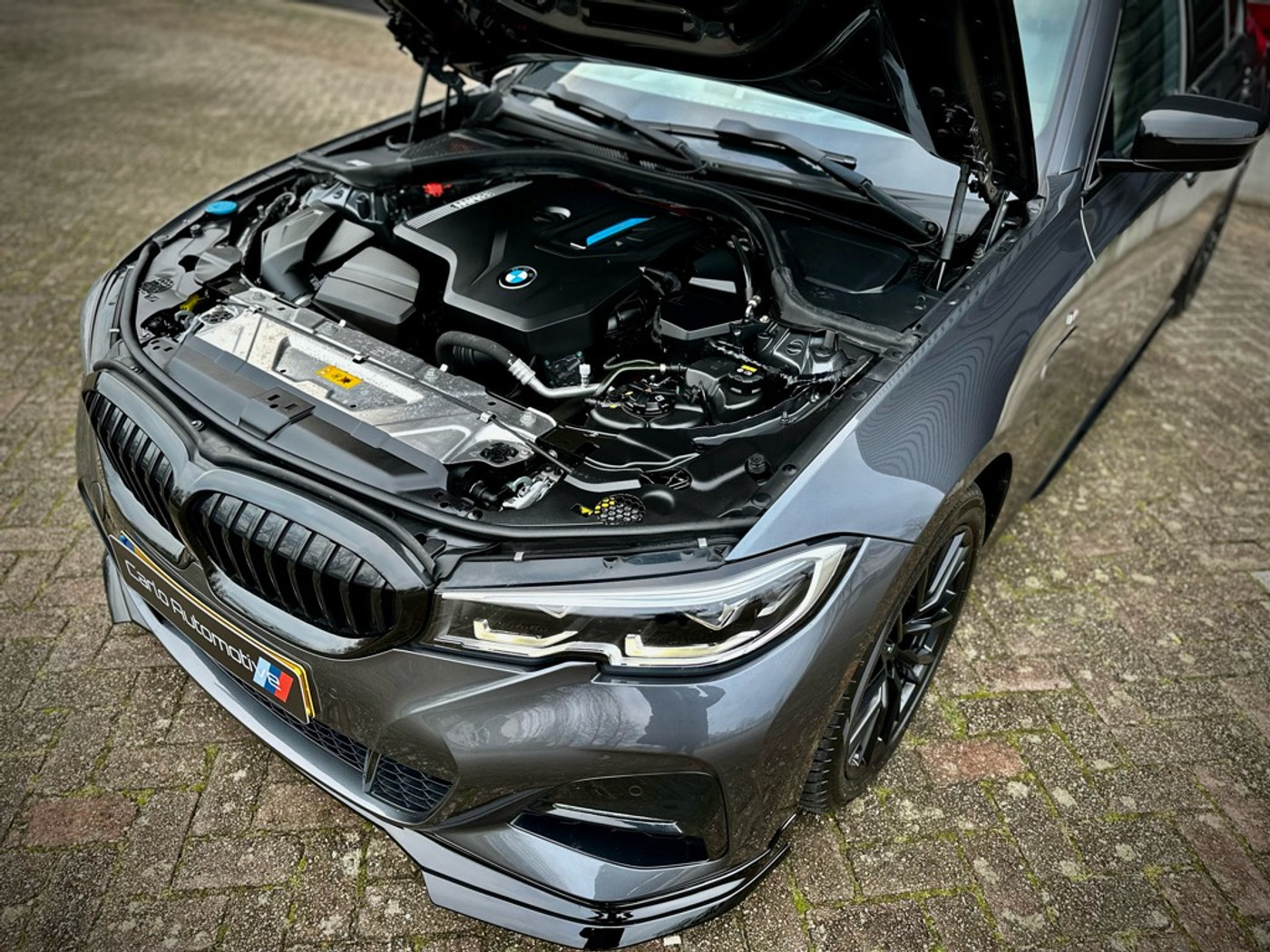 Foto van BMW 330e