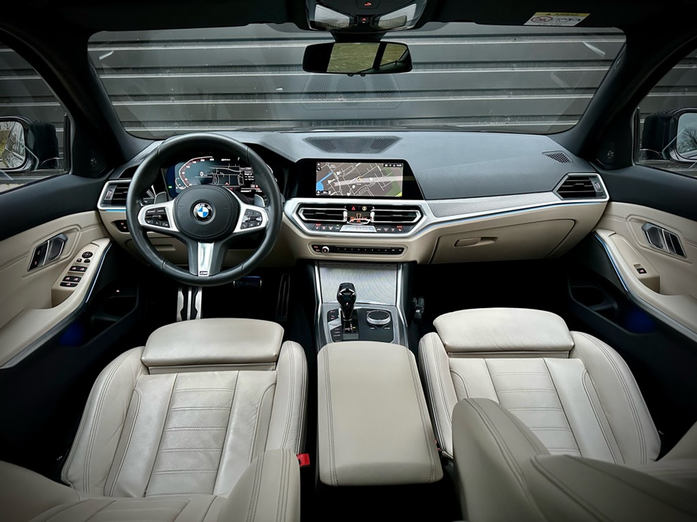 Foto van BMW 330e