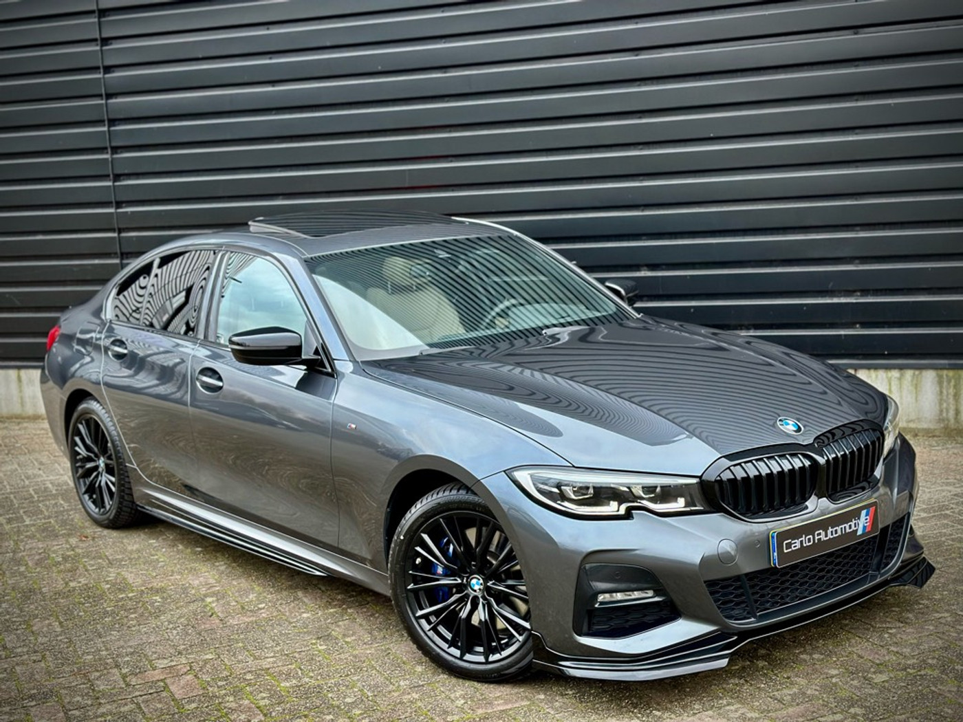 Foto van BMW 330e