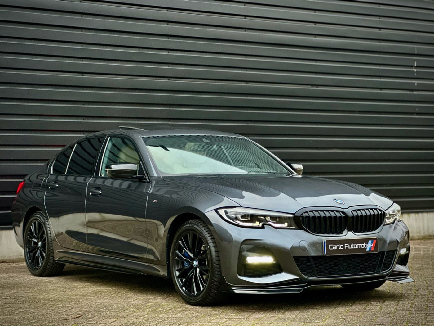 Foto van BMW 330e