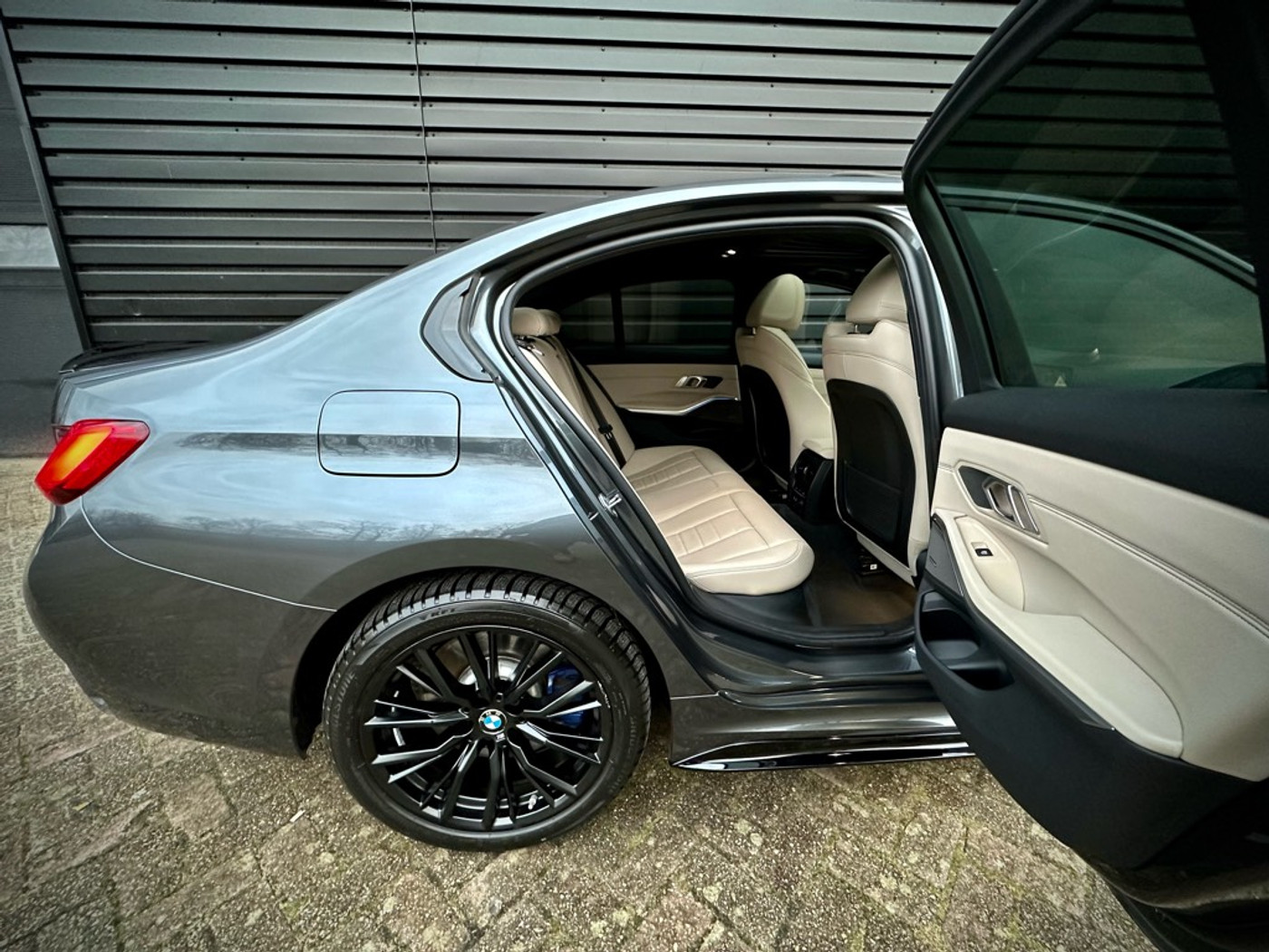 Foto van BMW 330e