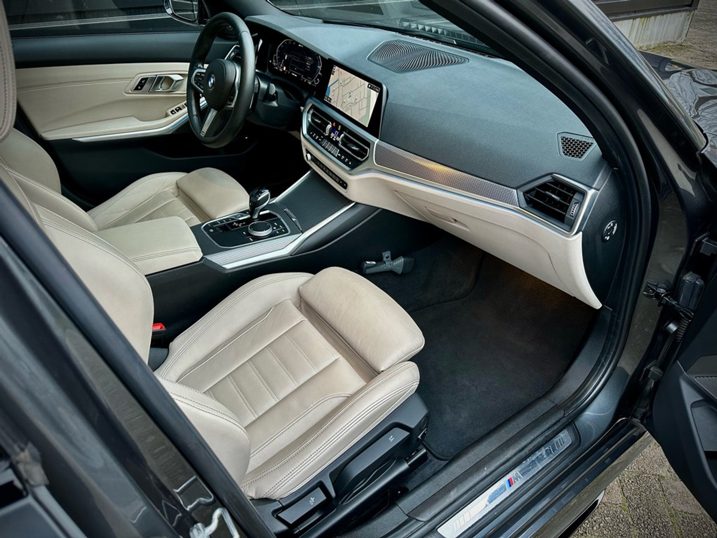 Foto van BMW 330e