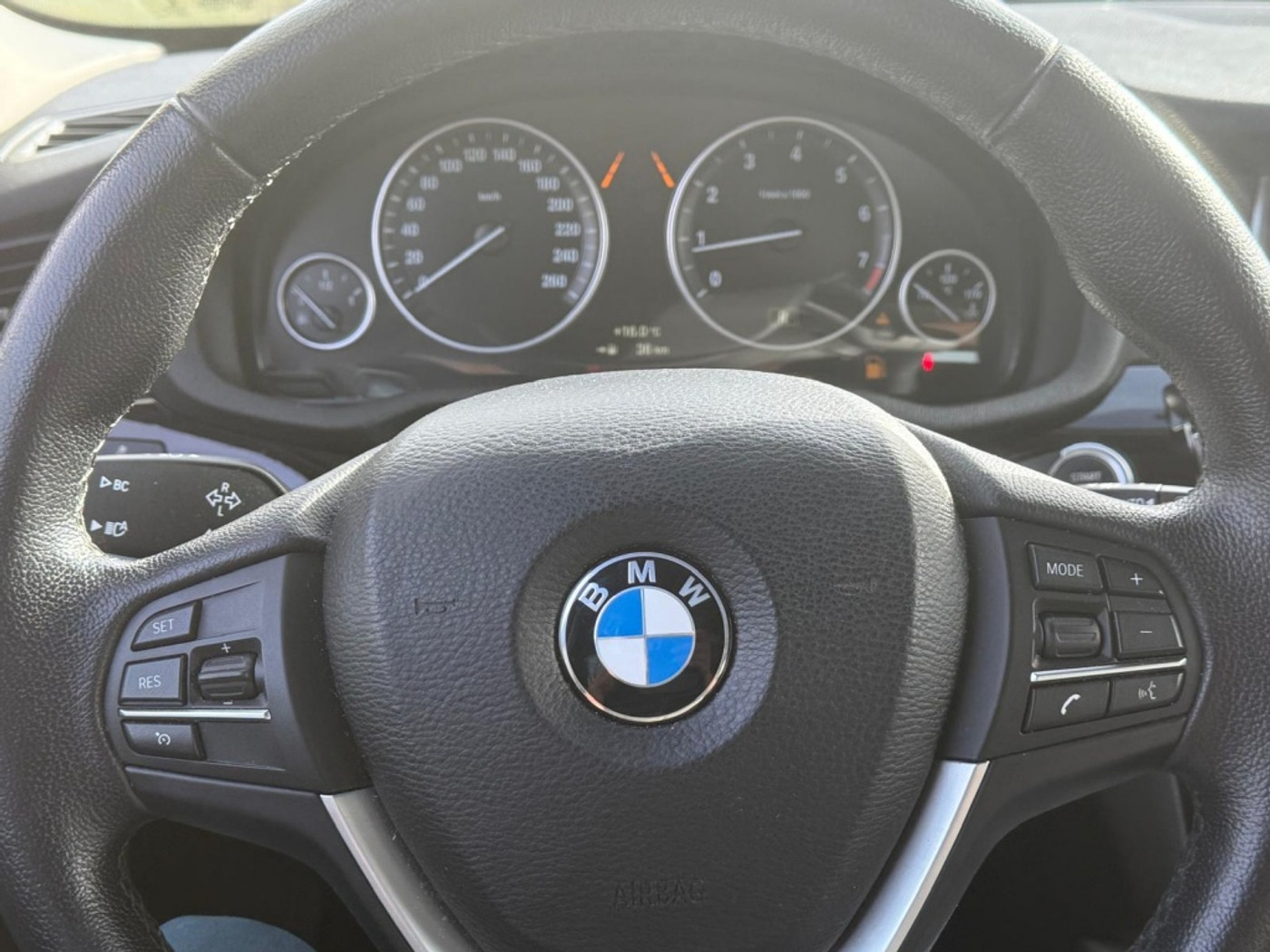 Foto van BMW X3 Xdrive20i