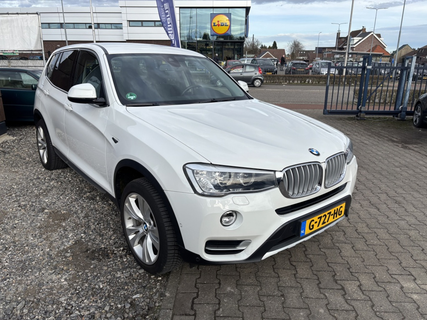 Foto van BMW X3 Xdrive20i