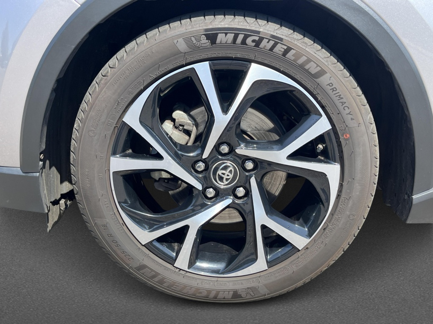 Foto van Toyota Toyota C-hr
