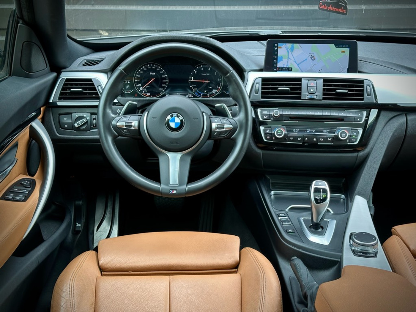 Foto van BMW 320i