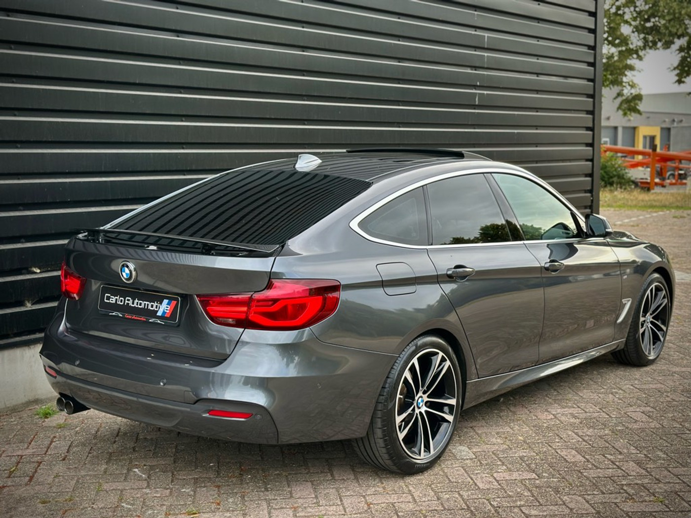 Foto van BMW 320i