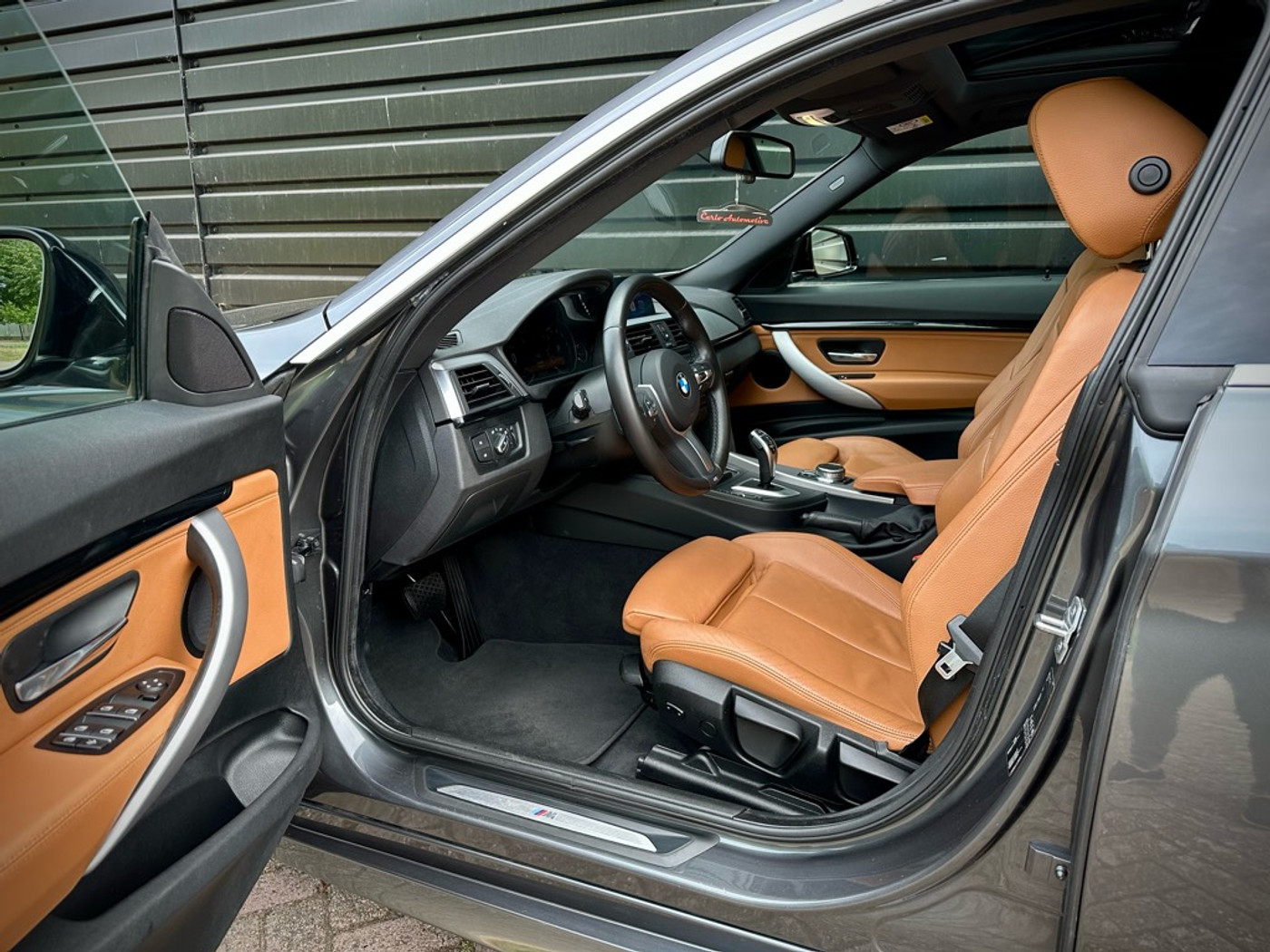Foto van BMW 320i