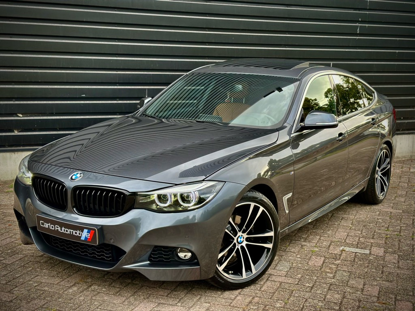 Foto van BMW 320i