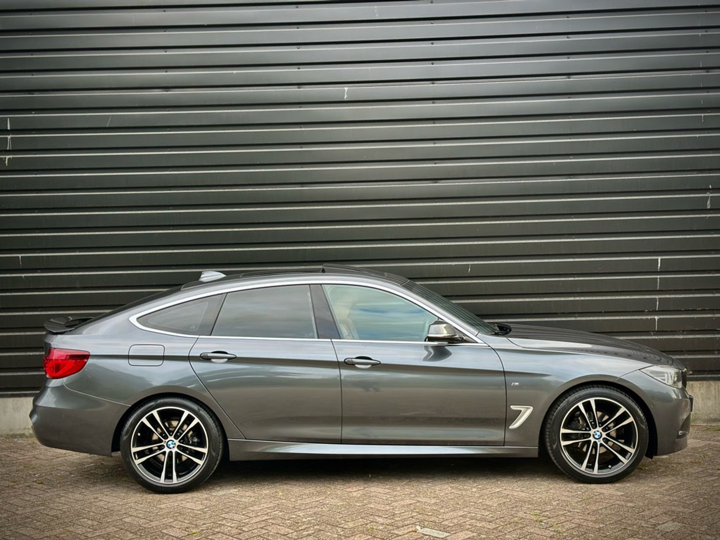 Foto van BMW 320i